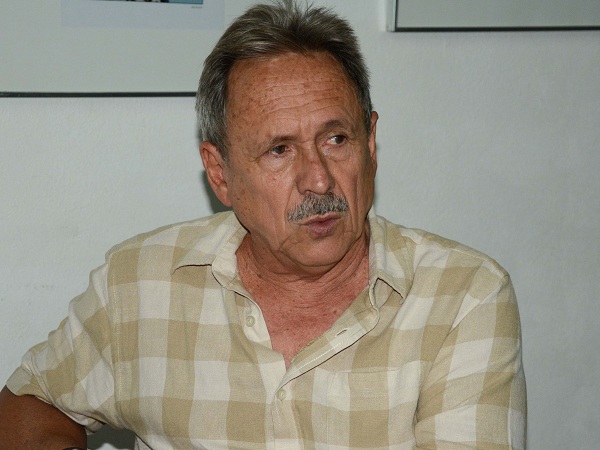 foto del escritor cubano Ricardo Riverón Rojas